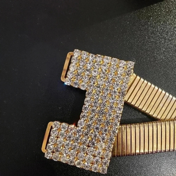 Vintage Criss Cross Gold Slinky Belt w/Rhinestone Buckle - Picture 4 of 11